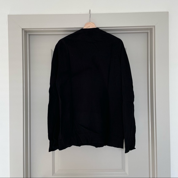 Old Navy Men’s V Neck Sweater - XXL Black Great Condition! Size 2XL - Picture 2 of 3